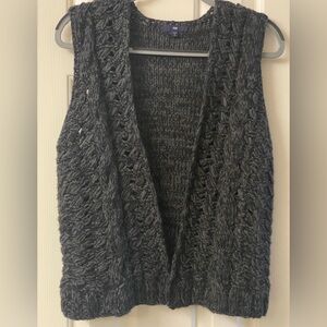 GAP Black and Gray Chunky Knit Open Front Sweater Vest Size Medium